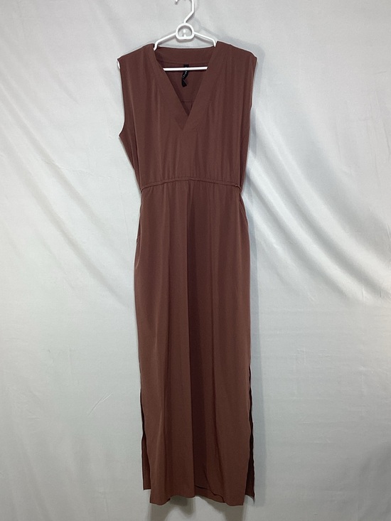 Athleta Dresses & Skirts - Athleta MT Sleeveless V-Neck Maxi Dress — Warm Brown